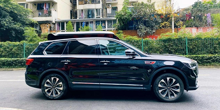 安迪科技首台“信天翁”超低轮廓车载动中通上线